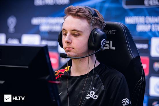 台铃苍穹实现100万辆里程碑与AG战队共同开启新价值增长